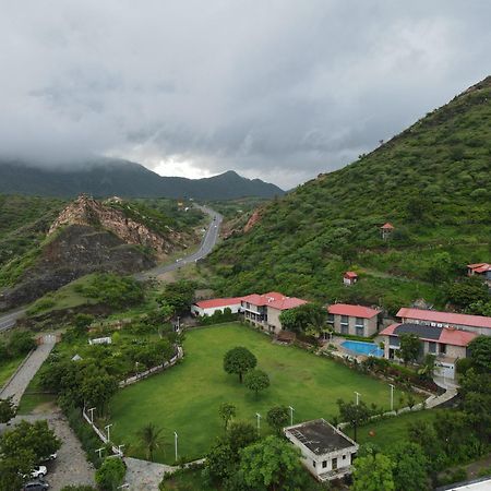 The Divine Hills Resort Nāi Dış mekan fotoğraf